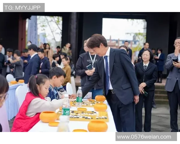 2025年中日韩女子围棋联赛巅峰对决赛在蓉发动